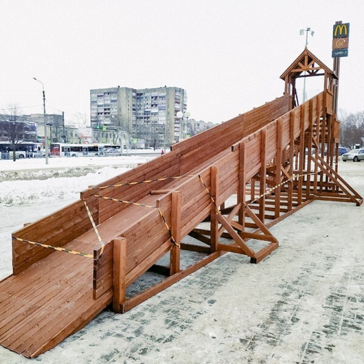 Зимняя деревянная заливная горка ВЫШЕ ВСЕХ ТЕРЕМОК 12 метров, изображение 4