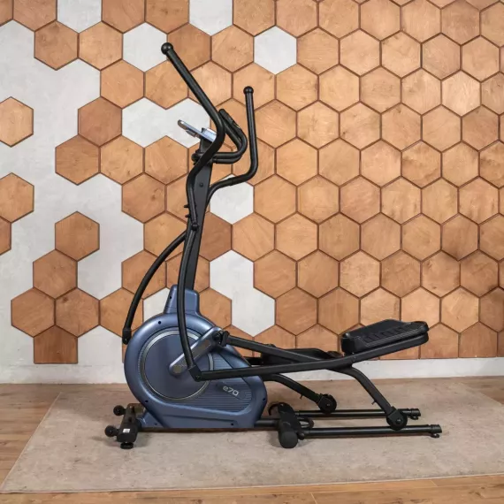 Эллиптический тренажер домашний carbon fitness e70 %Future_395 (фото 4)